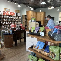 Savory Spice Shop - Sight line from the door