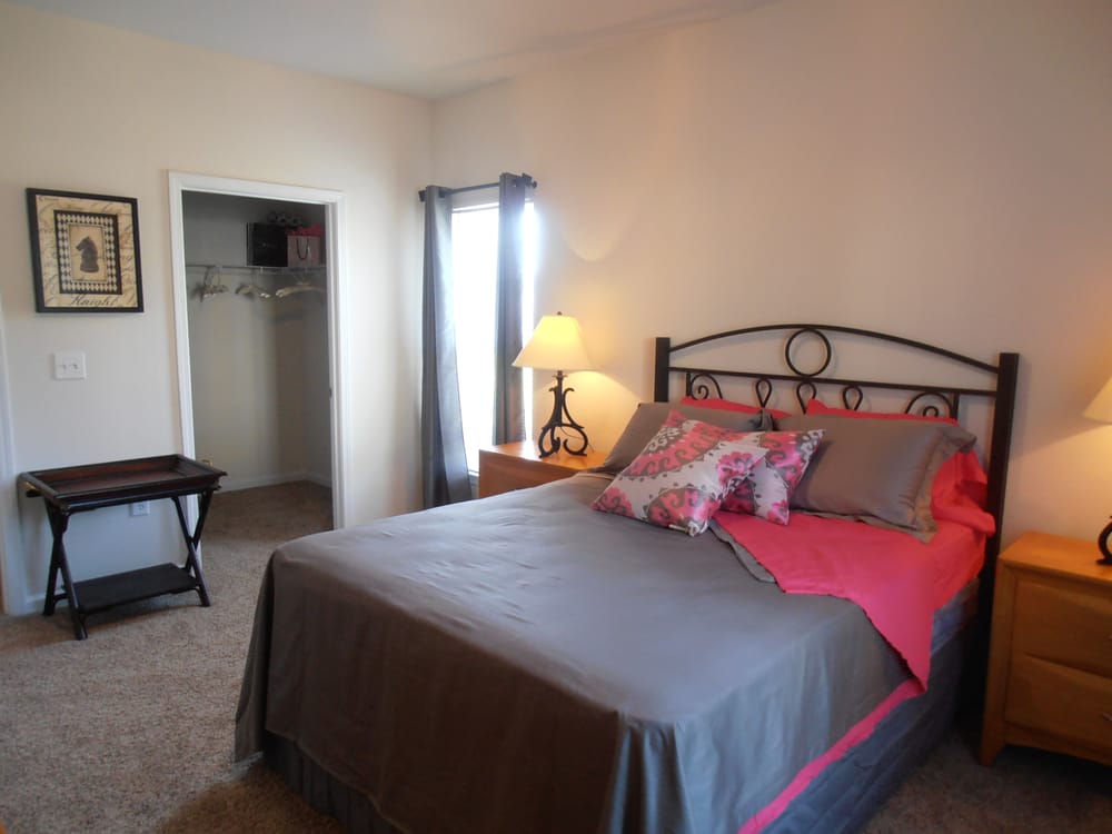 OAKBROOK VILLAGE Updated September 2024 18 Photos 111 Springview