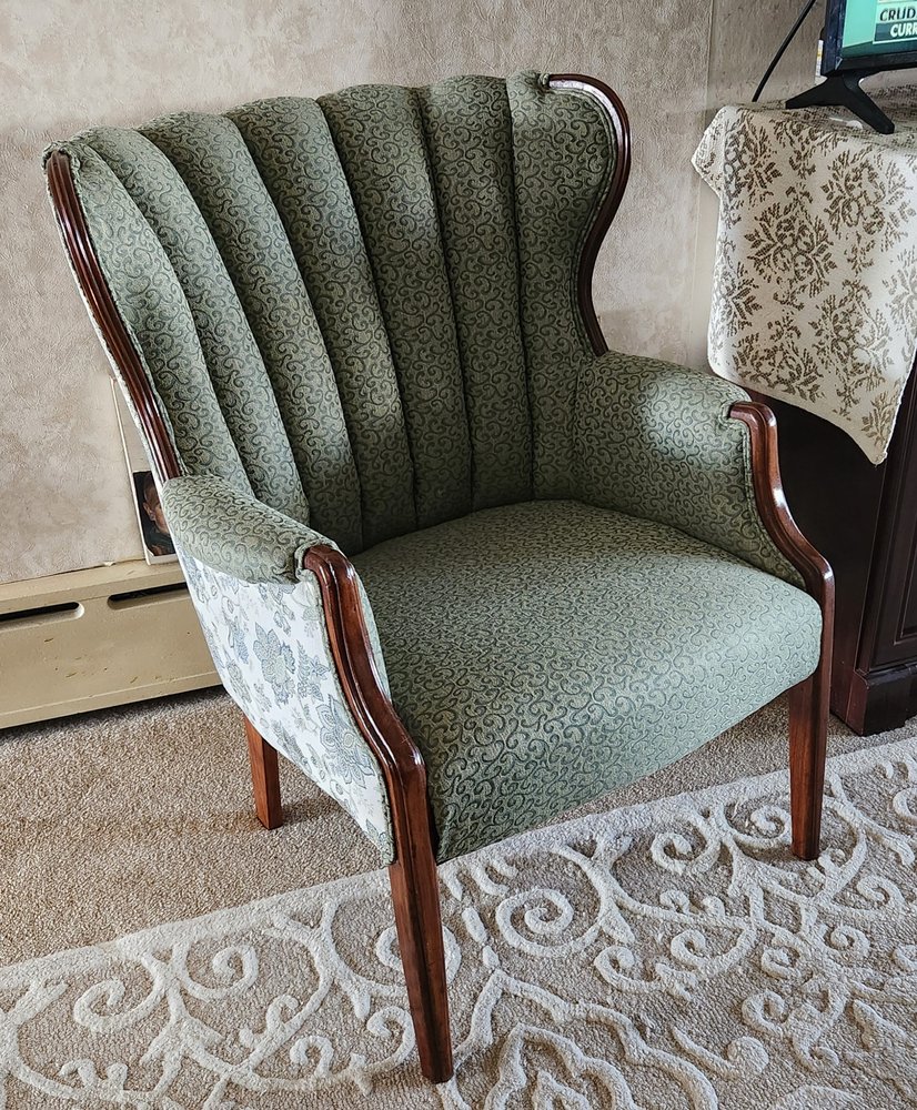 PHILLIP’S CUSTOM UPHOLSTERY Updated October 2024 11 Photos 319 S