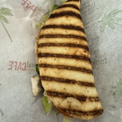Tropical Smoothie Cafe - Chipotle chicken flatbread