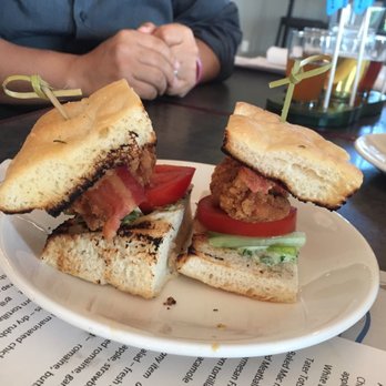 Canyon Lakes Golf Course - Fried chicken sliders - Golf Near Me - San Ramon, California