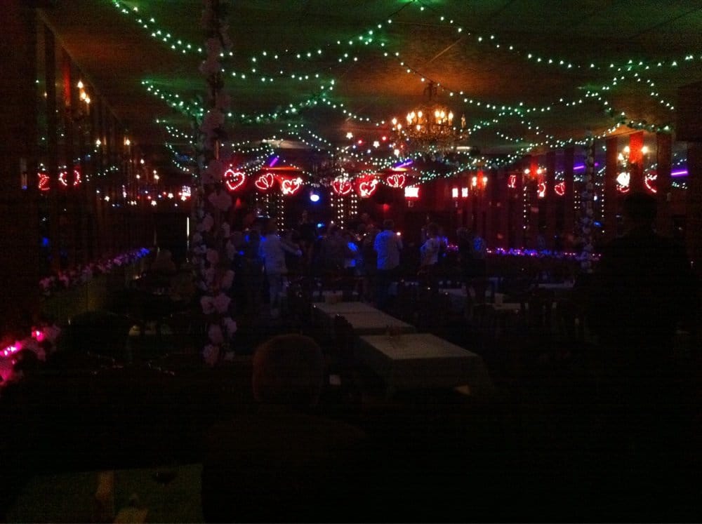 CONTINENTAL RESTAURANT Updated July 2024 11 Newell St, Brooklyn