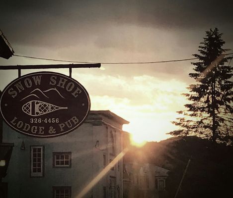 Snow Shoe Lodge & Pub by null