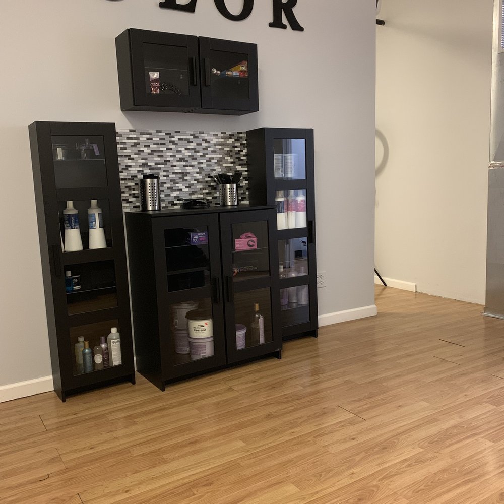 True Elegance Beauty Salon - Hair Salons Near Me - Elgin, Illinois True Elegance Beauty Salon - Hair Salons Near Me - Elgin, Illinois