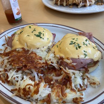 HashTAG - Central Park - Old School Benedict - Breakfast & Brunch Near Me - Denver, Colorado