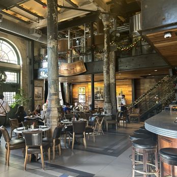 Southerleigh - Main dining area - Breweries Near Me - San Antonio, Texas