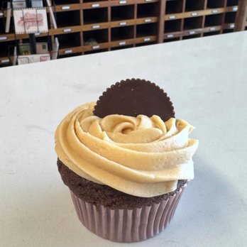 The Chocolate Bistro - Famous cupcake & one I'm in love with xo - Coffee & Tea Near Me - Dunedin, Florida The Chocolate Bistro - Famous cupcake & one I'm in love with xo - Coffee & Tea Near Me - Dunedin, Florida