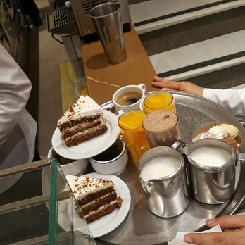 La Mallorquina - Desserts Near Me - Madrid, M La Mallorquina - Desserts Near Me - Madrid, M