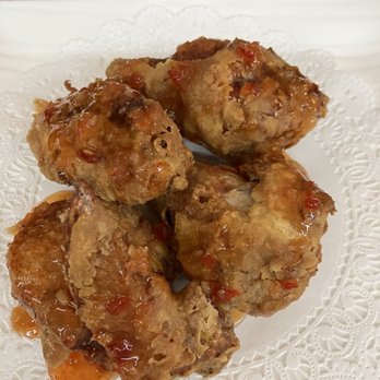 Ruuthai's Kitchen - Fried Chicken Wings - Thai Near Me - Bridgeport, Connecticut