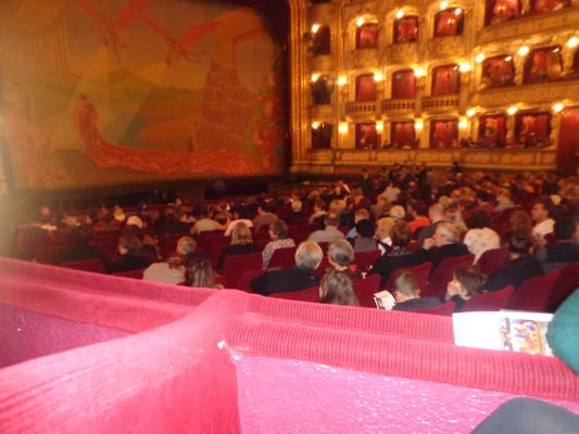 State Opera by null