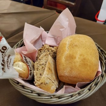 Trattoria Pontini - Had really good olive oil and balsamic vinegar sauce for the bread - Trattorie Near Me - Venezia, VE Trattoria Pontini - Had really good olive oil and balsamic vinegar sauce for the bread - Trattorie Near Me - Venezia, VE