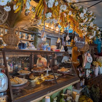 Blooming Floral Cafe - Coffee & Tea Near Me - Tampa, Florida