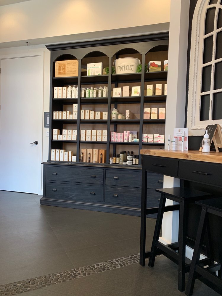 SKINTIQUE MIAMI 27 Photos & 86 Reviews Skin Care 4100 Salzedo St