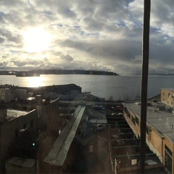 Lowell's Restaurant - Great waterside view! - American Near Me - Seattle, Washington