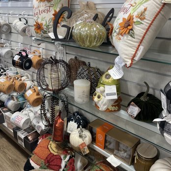 HomeGoods - Furniture Stores Near Me - Burbank, California
