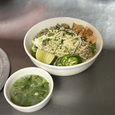 Bún Bò Huynh Dining by null