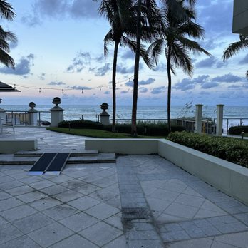 Kimpton Vero Beach Hotel & Spa - Wheelchair ramp - Hotels Near Me - Vero Beach, Florida Kimpton Vero Beach Hotel & Spa - Wheelchair ramp - Hotels Near Me - Vero Beach, Florida