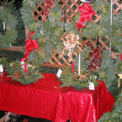 Kiwanis Club Of Los Altos Christmas Tree Lot - Beautiful Centerpieces and other holiday items are also available.