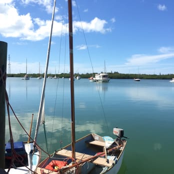 Dockside Tropical Cafe - Perfect view - Caribbean Near Me - Marathon, Florida