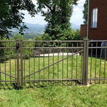 Sam Fencing - Fences & Gates Near Me - Roanoke, Virginia Sam Fencing - Fences & Gates Near Me - Roanoke, Virginia