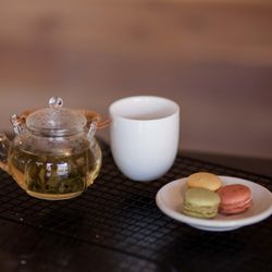 Tea & Macaroons