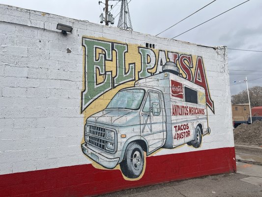 El Paisa Taqueria by null