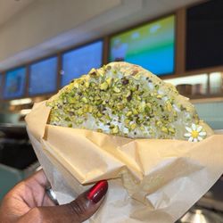 Angelina Bakery - Pistachio Floissant