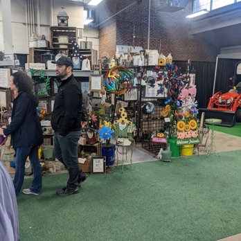 Indiana Flower + Patio Show - Festivals Near Me - Indianapolis, Indiana
