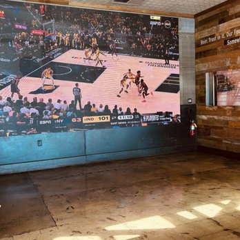Draft Republic Carlsbad - Tv - Comfort Food Near Me - Carlsbad, California Draft Republic Carlsbad - Tv - Comfort Food Near Me - Carlsbad, California