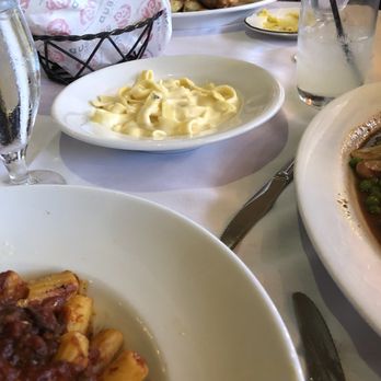 Rosebud Naperville - Side fettuccine Alfredo - Italian Near Me - Naperville, Illinois
