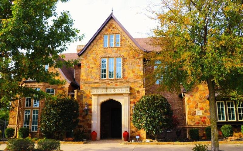 Slide of High Pointe Roofing and Construction