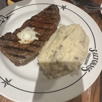 Saltgrass Steak House - Ribeye and mashed potatoes - Steakhouses Near Me - Austin, Texas