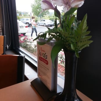 Chick-fil-A - Flowers on the table, view overlooking the drivethru. - Fast Food Near Me - Pittsburgh, Pennsylvania Chick-fil-A - Flowers on the table, view overlooking the drivethru. - Fast Food Near Me - Pittsburgh, Pennsylvania