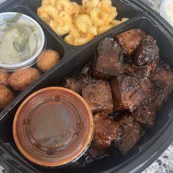 Midwood Smokehouse - Burnt Ends, Hushpuppies, Classic Mac and Cheese - Barbeque Near Me - Charlotte, North Carolina Midwood Smokehouse - Burnt Ends, Hushpuppies, Classic Mac and Cheese - Barbeque Near Me - Charlotte, North Carolina
