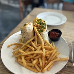 Hop and Vine Taproom - Buffalo wrap