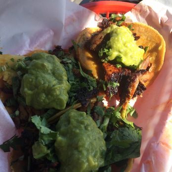 Los Tacos - 3 tacos al pastor with guacamole - Tacos Near Me - Oceanside, California Los Tacos - 3 tacos al pastor with guacamole - Tacos Near Me - Oceanside, California