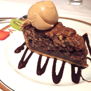 Arroyo Chop House - Chocolate pecan pie - Steakhouses Near Me - Pasadena, California