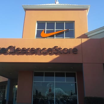 nike clearance store ca