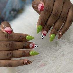 Elegance Nails Spa