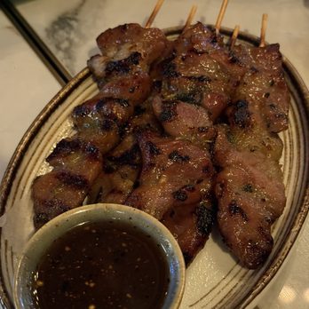 Saranrom Thai - Thai Near Me - Elmhurst, New York