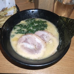 Izakaya E A K Hell S Kitchen 269 Photos 135 Reviews Ramen 360 W 46th St New York Ny Restaurant Reviews Phone Number Menu