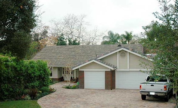 Slide of CCS Roof & Leak Repair Experts