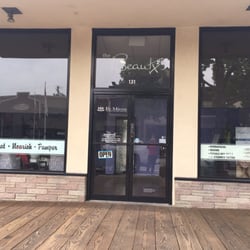 The Beautx Laser & Skin Care - Front entrance. There's also a back door entrance from rear parking lot {Apz Pal}