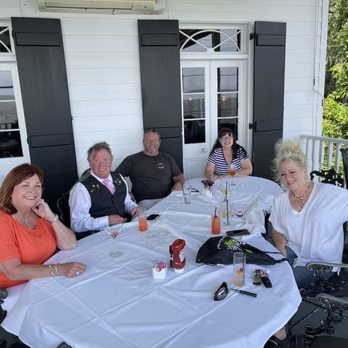 Rips On the Lake - Seafood Near Me - Mandeville, Louisiana