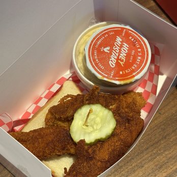 Hattie B's Hot Chicken - Southern Near Me - Las Vegas, Nevada Hattie B's Hot Chicken - Southern Near Me - Las Vegas, Nevada
