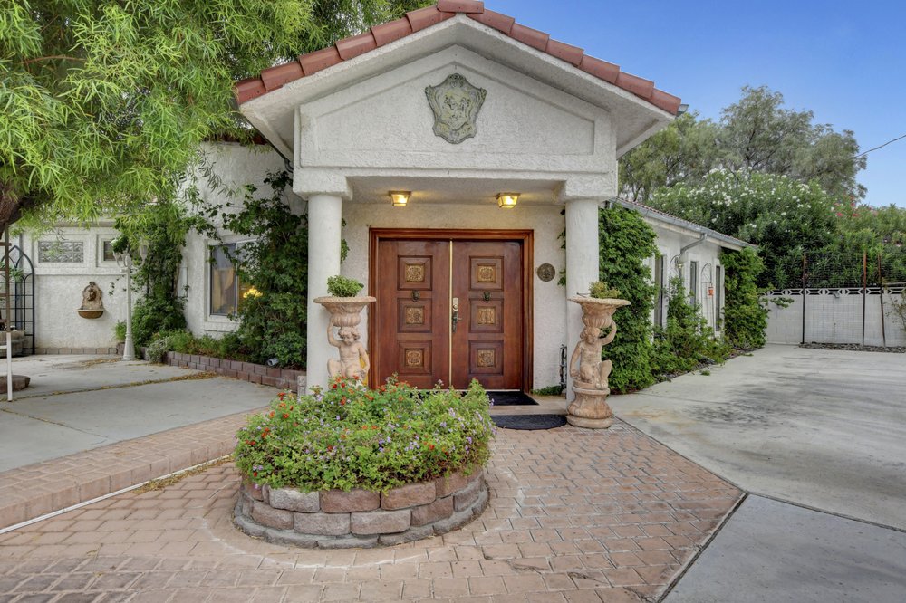 Maria Leszczynska -REALTY One Group