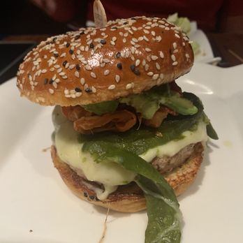 Gordon Ramsay Burger Las Vegas - Delicious burger - Burgers Near Me - Las Vegas, Nevada Gordon Ramsay Burger Las Vegas - Delicious burger - Burgers Near Me - Las Vegas, Nevada