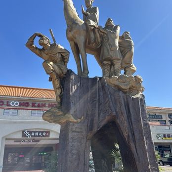 Chinatown Plaza - Statue - Shopping Centers Near Me - Las Vegas, Nevada Chinatown Plaza - Statue - Shopping Centers Near Me - Las Vegas, Nevada
