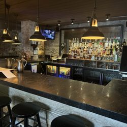 Johnny's - The Bar