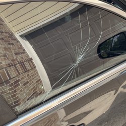 Spirit Auto Glass - Broken window